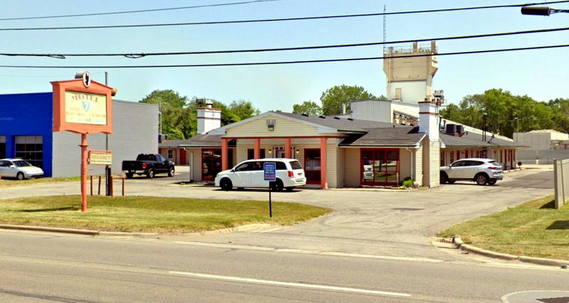 Motel Seven (Dahl House Motel) - 2023 Photo
